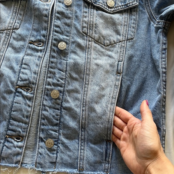 For the republic denim jacket - Picture 5 of 8